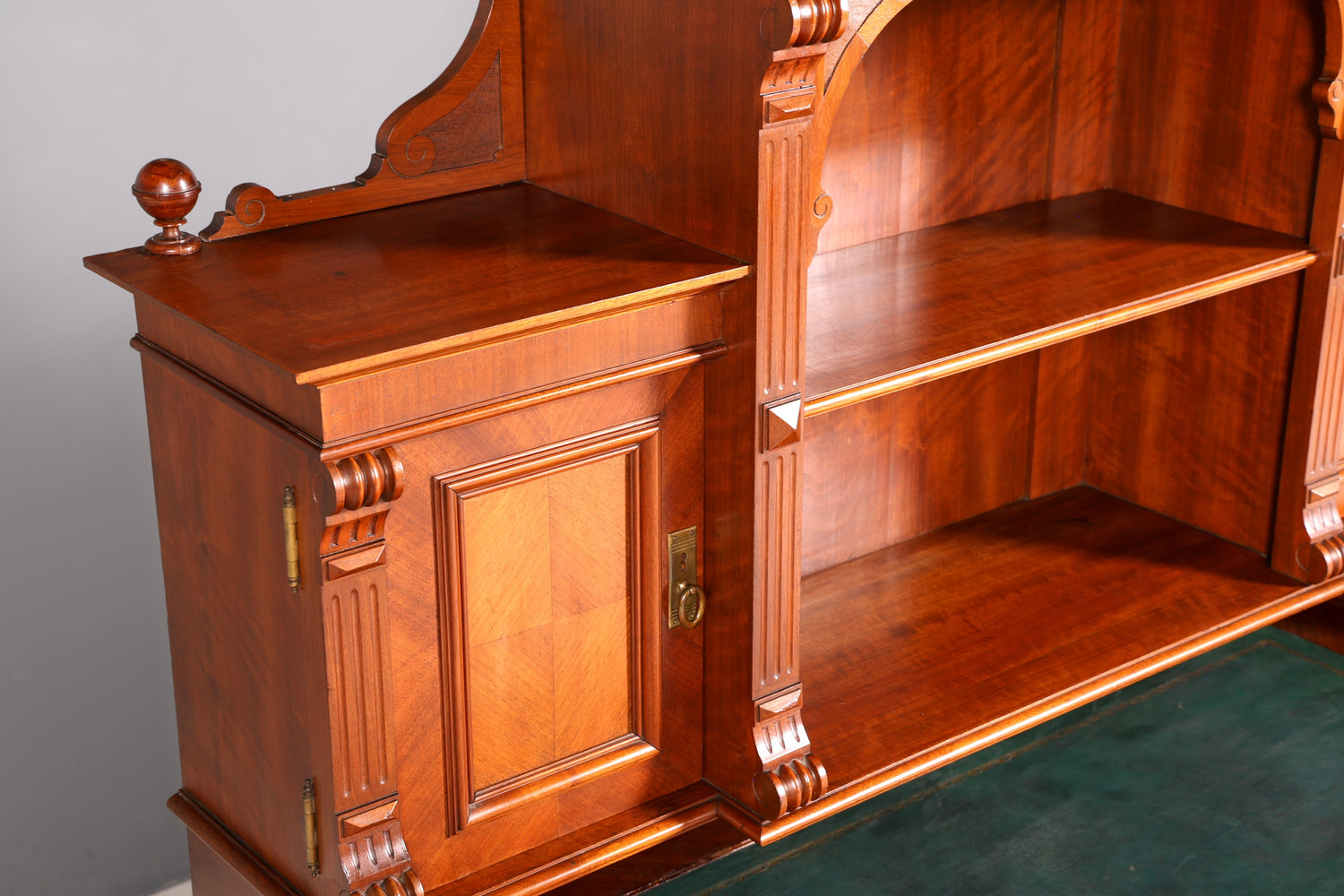 Traumhafter Gründerzeit Schreibtisch mit Aufsatz Jugendstil Bürotisch Massivholz um 1900