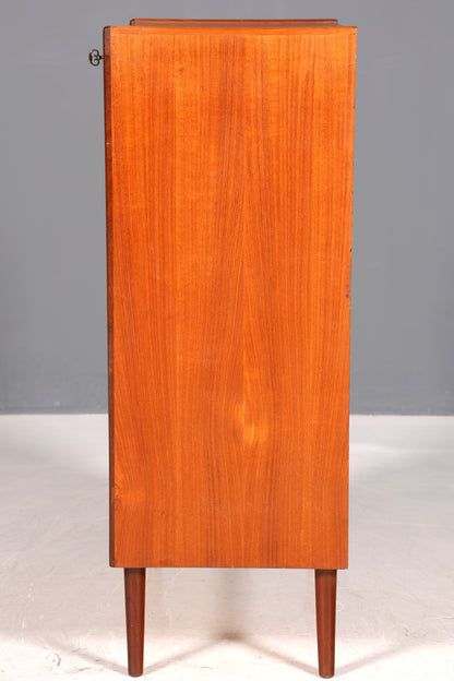 Beautiful mid-century retro teak wood chest of drawers, Danish design, 60s/70s style, cabinet, chest of drawers