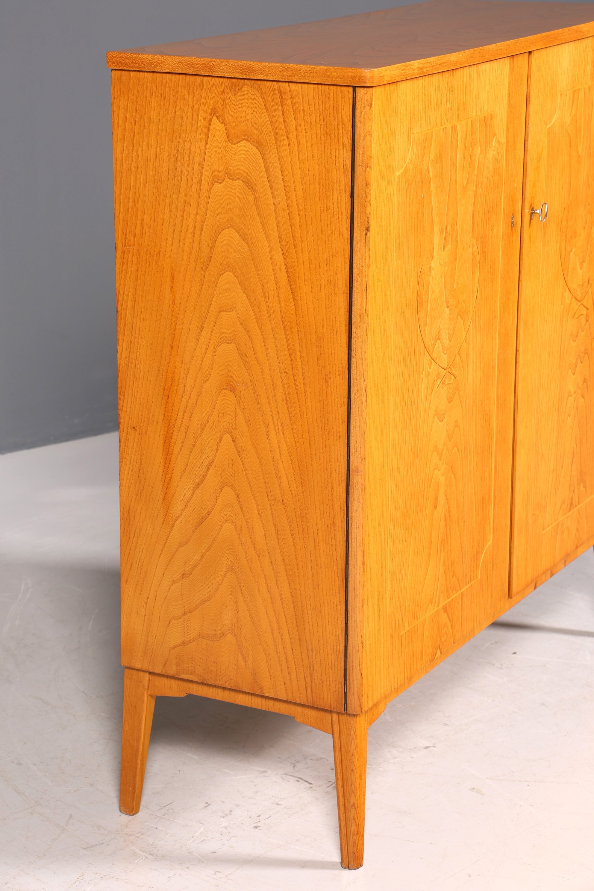 Wunderschöner Mid Century Schrank 60er Jahre Wäscheschrank Aktenschrank Kommode