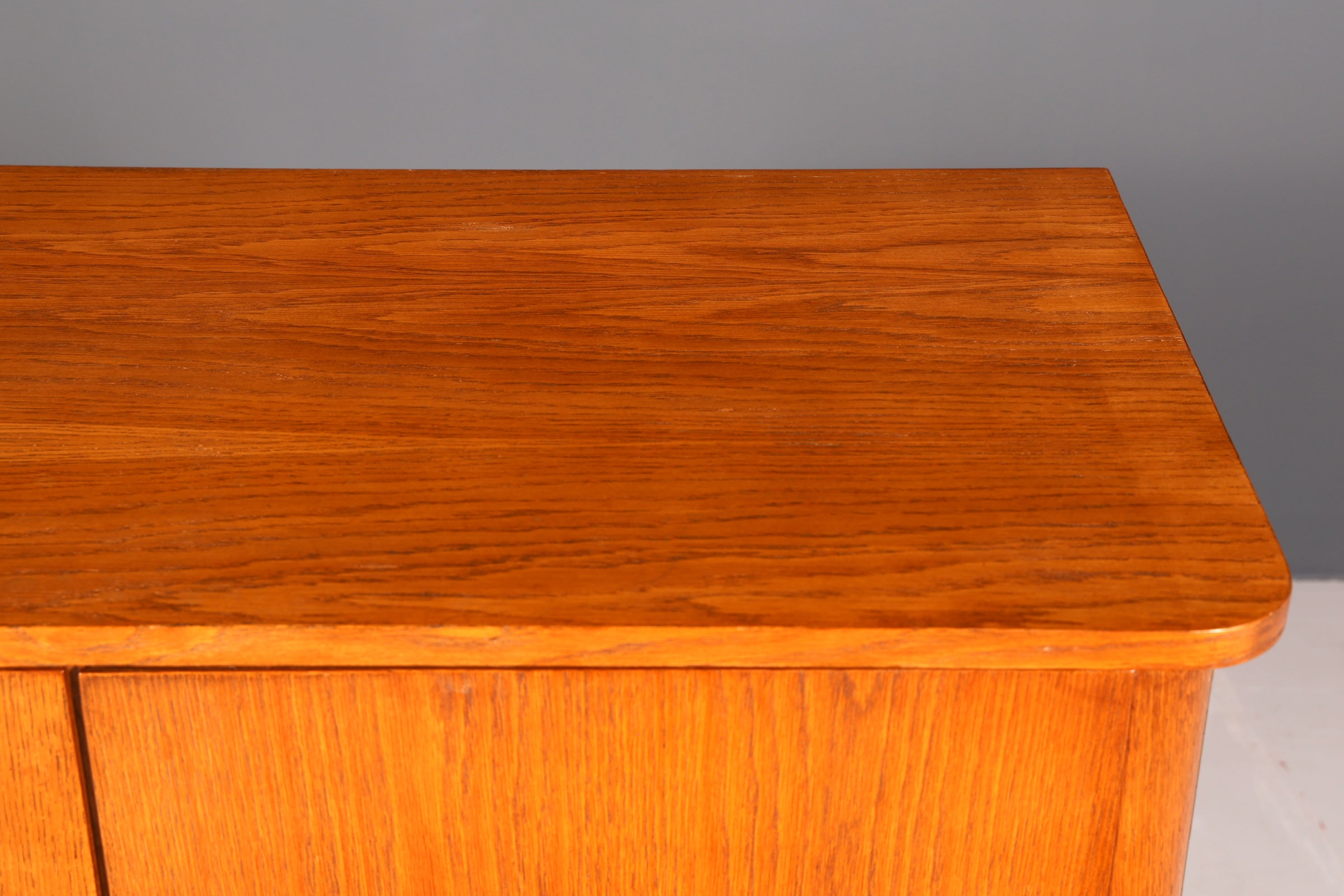 G210 Finish cm Wunderschöner Mid Century Schrank 60er Jahre Wäscheschrank Aktenschrank Kommode (Kopie 2)