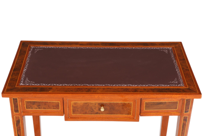 Wunderschöner filigraner Schreibtisch French Desk Antik Stil Bürotisch
