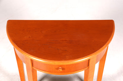 Traumhafter Beistelltisch im Antik Stil Tisch Biedermeier Selva Stil Ablagetisch