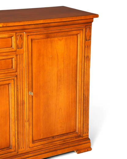 Hauptstadt Möblerei Selva Villa Borghese Sideboard aus massivem Holz im antiken italienischen Stil mit Schlüssel