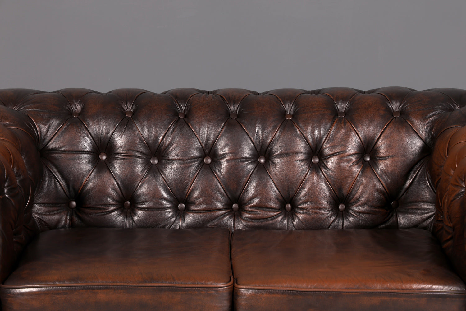 Wunderschönes Original Chesterfield Sofa 2-Sitzer Couch England Echt Leder Polstersofa Englisch Vintage