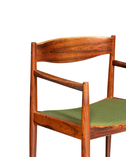 Hauptstadt Möblerei Mid Century Armlehnstuhl von Henry W. Klein für Bramin aus Holz mit grünem Stoffbezug