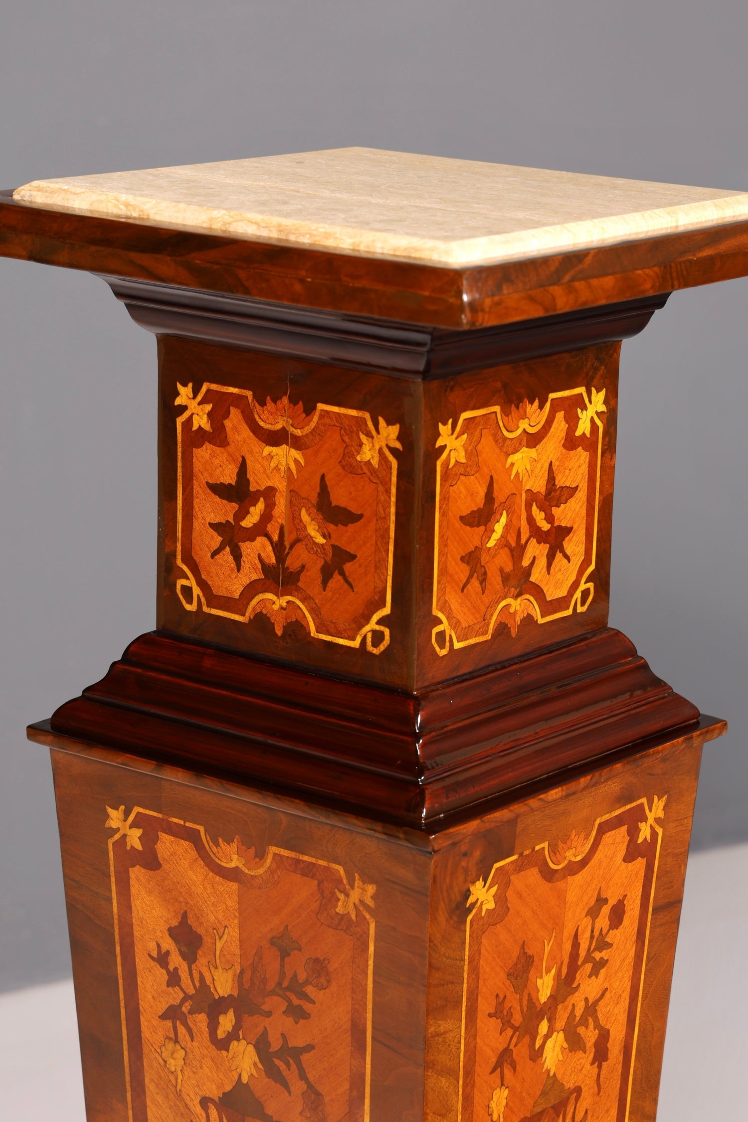 Stilvolle Barock Säule Louis XV Blumensäule Marmor Ablage Naturstein Intarsien Antik Stil