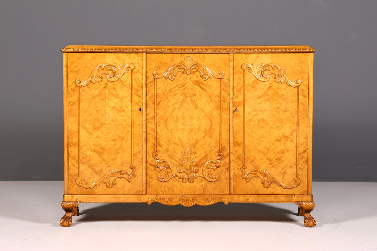 Traumhafter Chippendale Schrank Highboard Barock Stil Antik Sideboard 50s Kommode TV-Schrank 60s Massiv