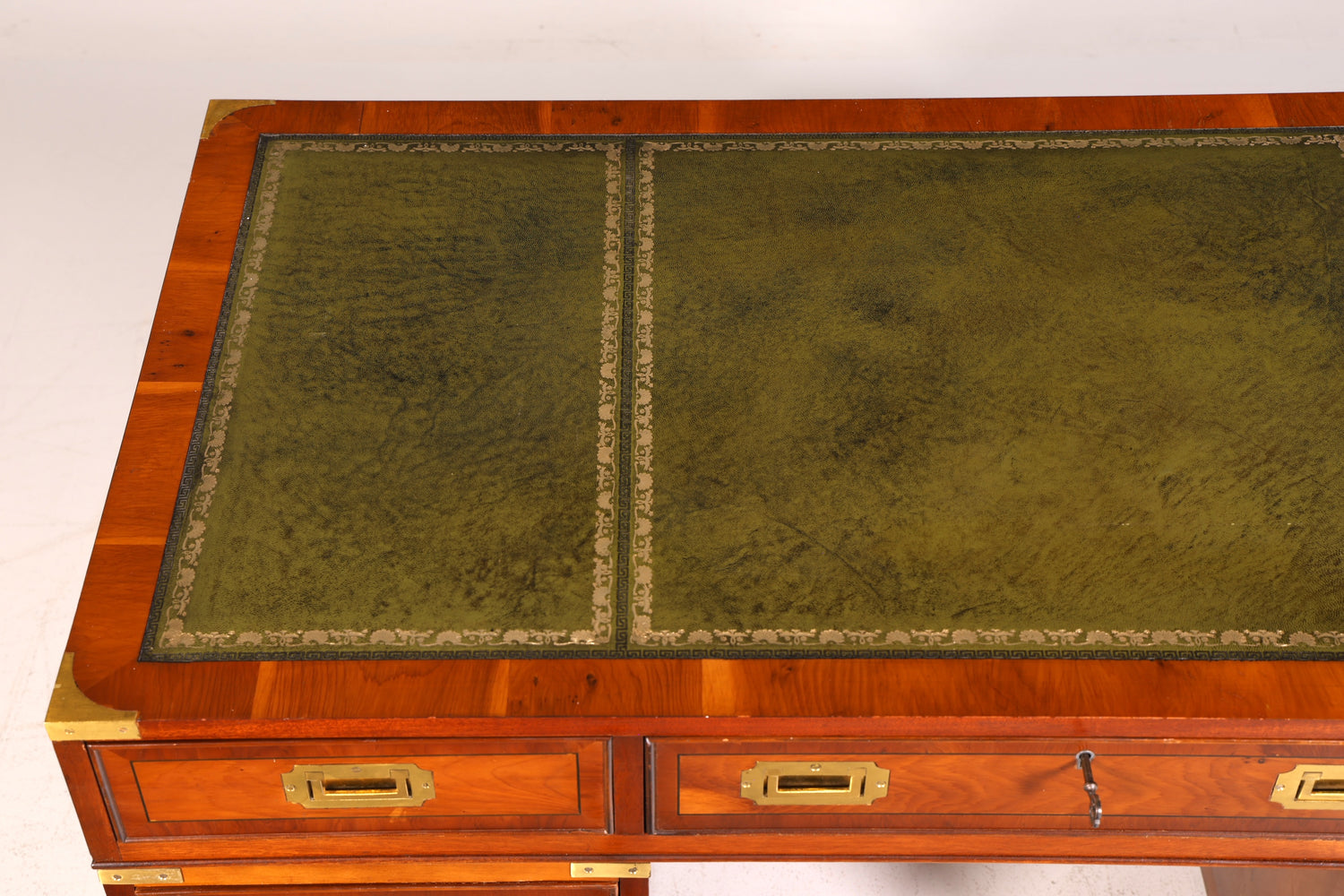 Edler Maritimer Schreibtisch Englisch Military Chest Bürotisch Echt Lederauflage Office Table