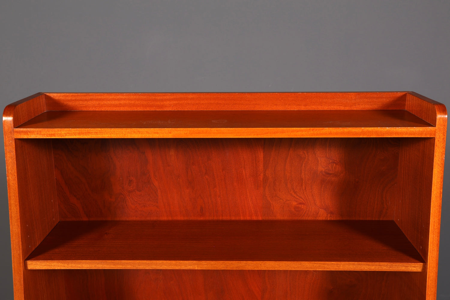 Wunderschöner Mid Century Schrank Vintage Regal Retro Bücherregal Buchablage 60s Designklassiker Bookshelf