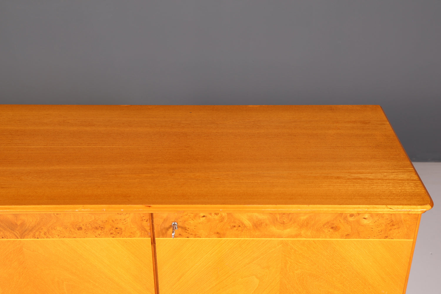 Traumhafter Mid Century Highboard Retro Vitrine 60er Jahre Schrank Kommode Vintage Designklassiker