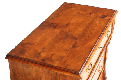 Traumhafte Gründerzeit Kommode Louis Philippe Nussbaum Sideboard um 1880 Antik Schubladenkommode