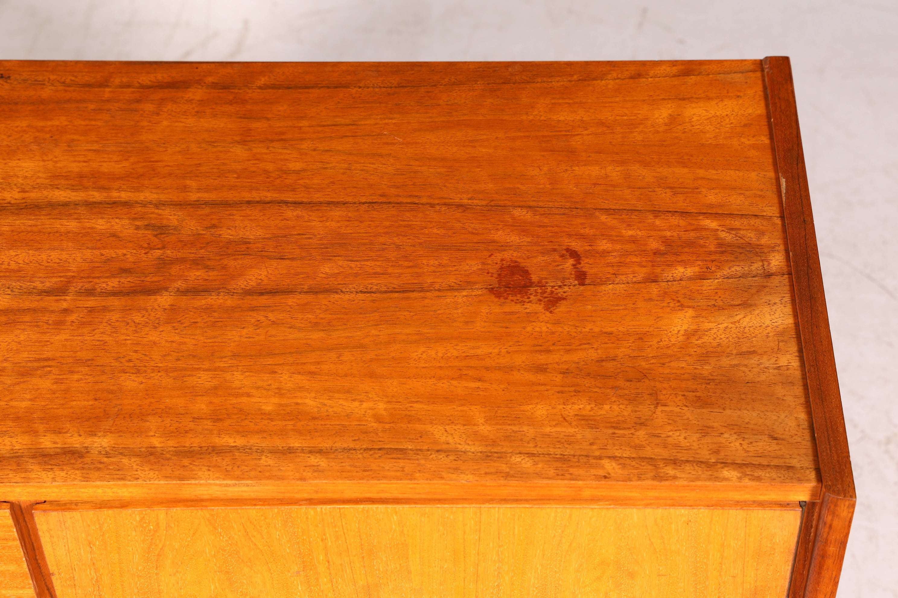 Wunderschönes Mid Century Sideboard Vintage Kommode 60er Schrank Flur Kommode echt Holz