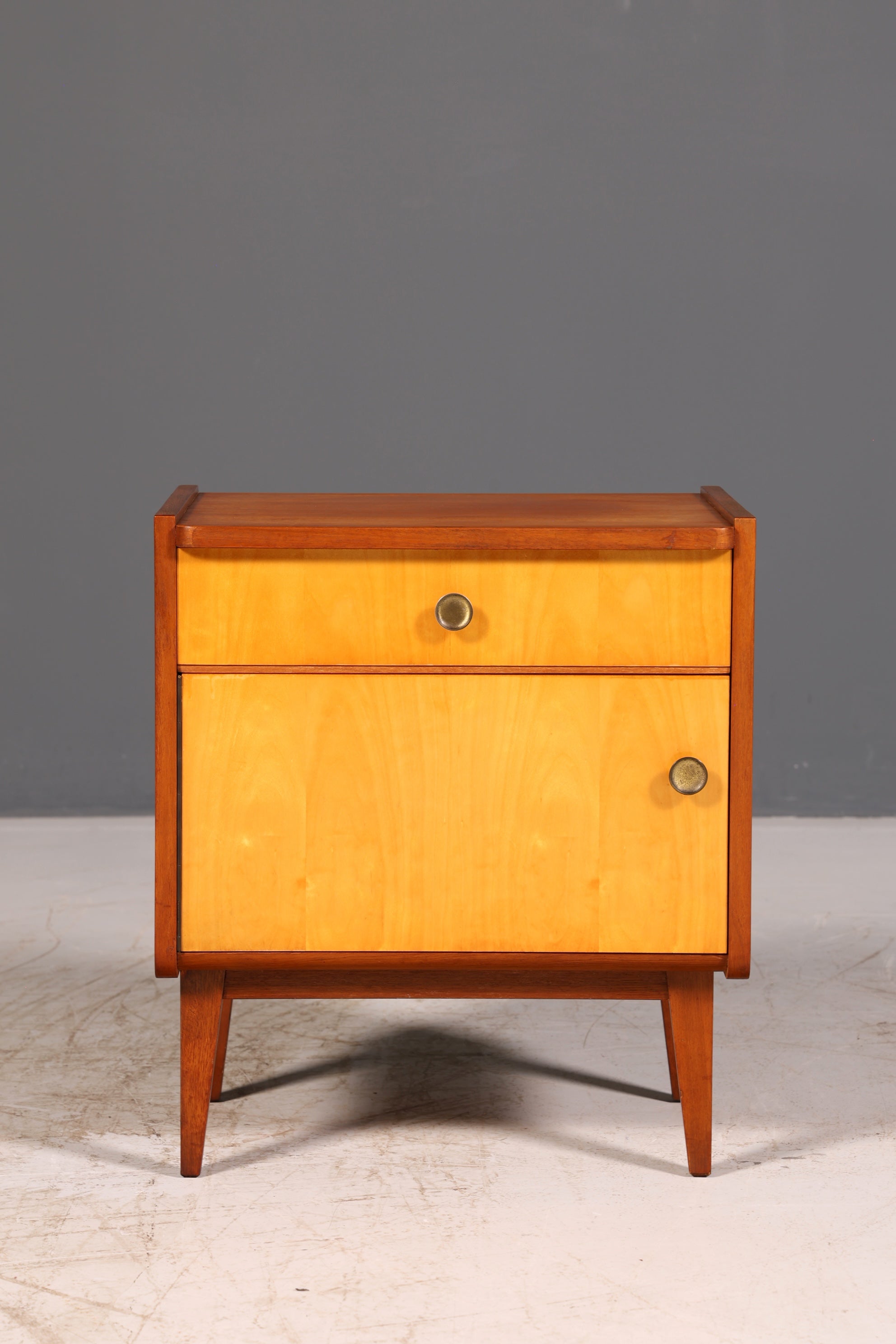 Wunderschöner Mid Century Nachttisch Vintage Danish Design Kommode Beistelltisch Nachtschrank Retro echt Holz 2 von 2