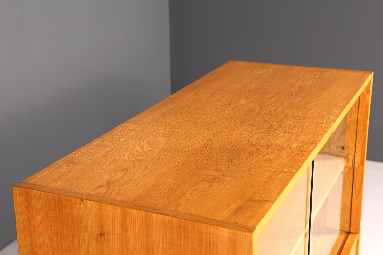 Wunderschöner Original Hellerau Schrank Vitrine Mid Century Regal Franz Ehrlich 602 Vintage Kommode Highboard
