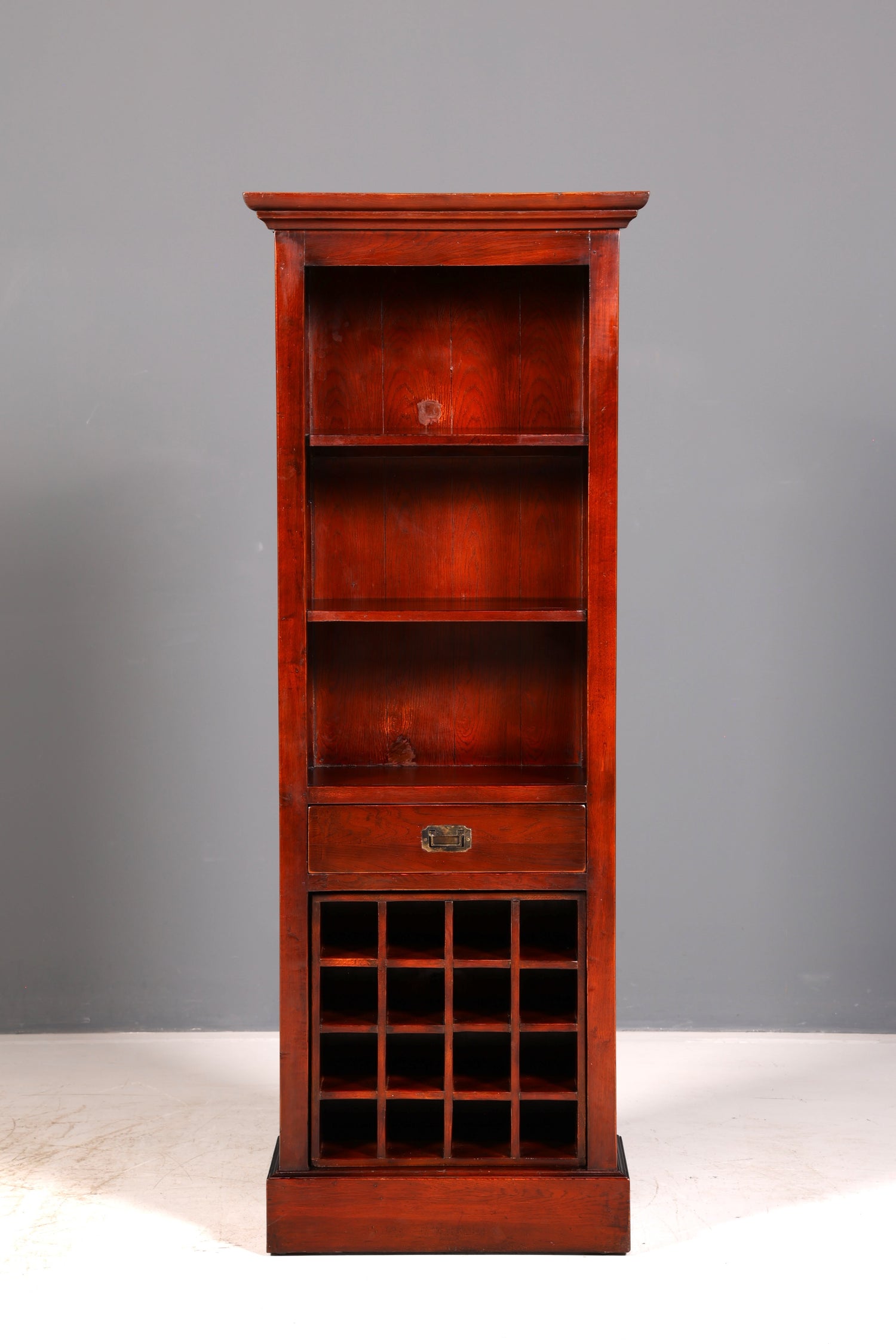 Wunderschönes Bücherregal mit Weinregal Standregal Kolonialstil Regal Weinschrank Bücherschrank Massivholz