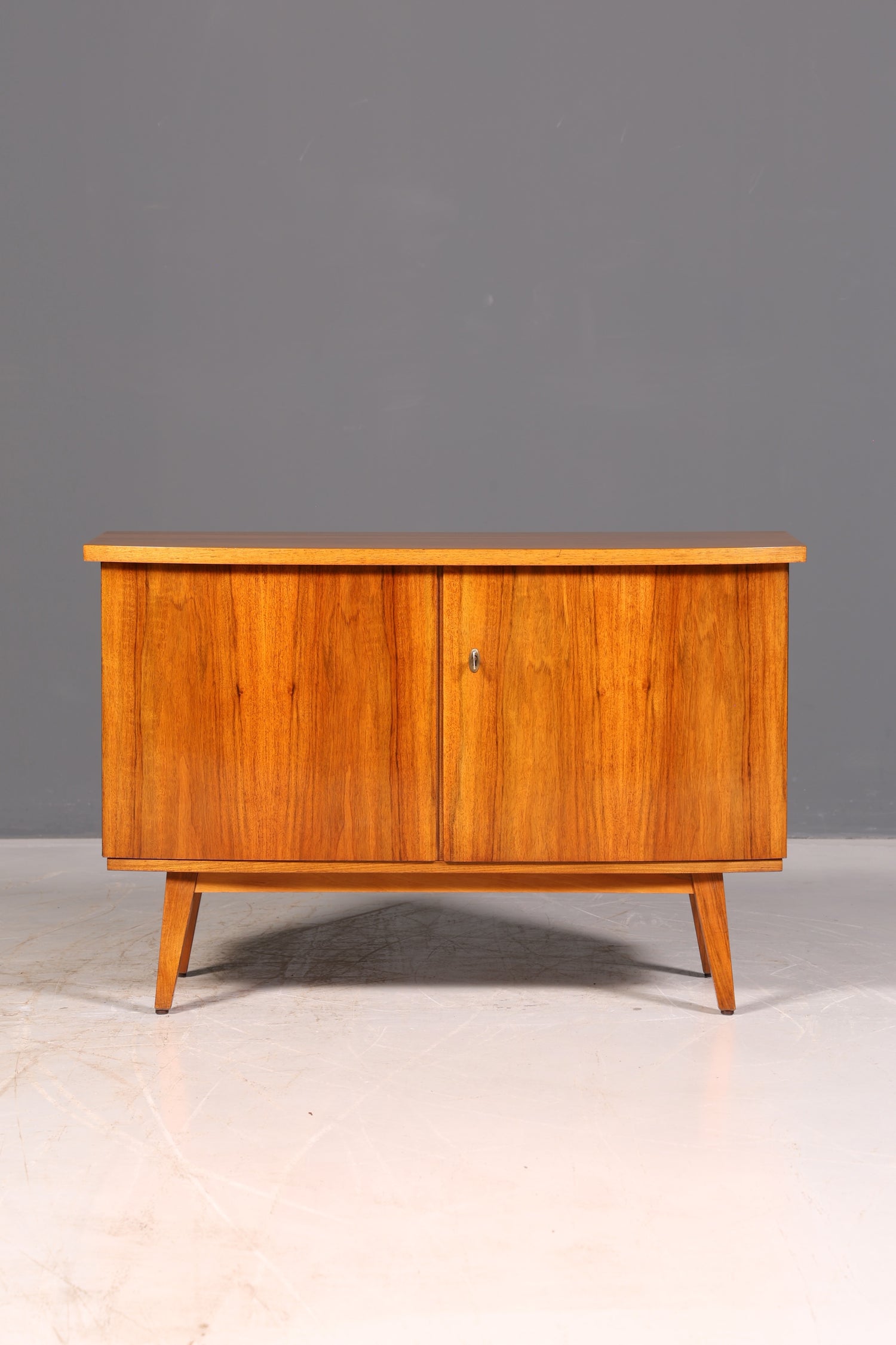 Wunderschönes Mid Century Sideboard Vintage TV Schrank Retro Flur Schrank 60er echt Holz