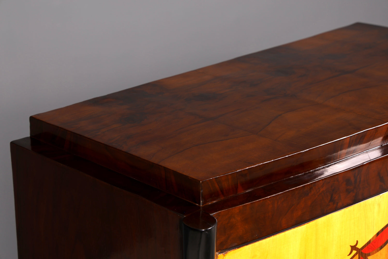 Stilvolles Art Deco Stil Highboard Schrank Kommode Vertiko Sun Cabinet Wäscheschrank