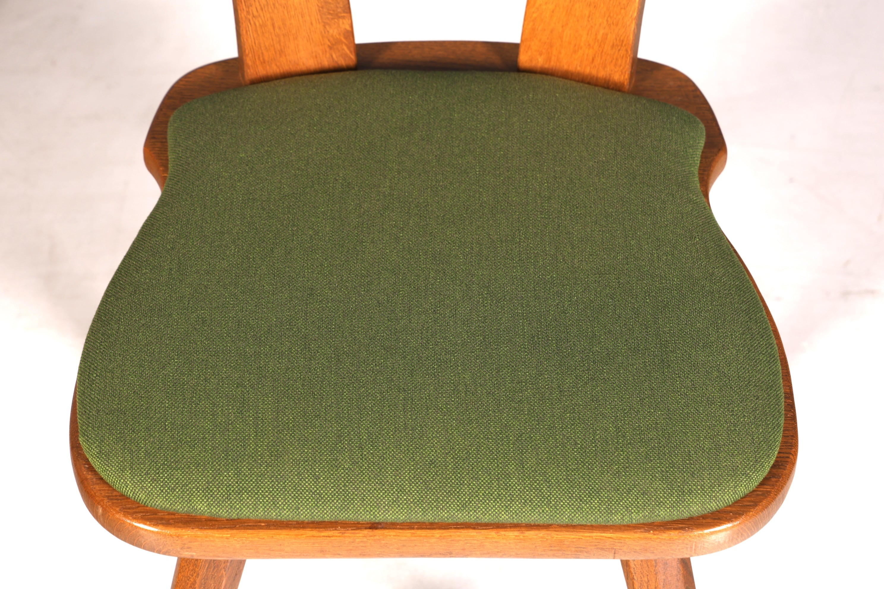 4x Schlichte Landhausstil Stühle mit zwei Hocker Retro Stuhlset Antik Stil Eiche Küchenstühle Bauernstühle Esszimmer Stühle