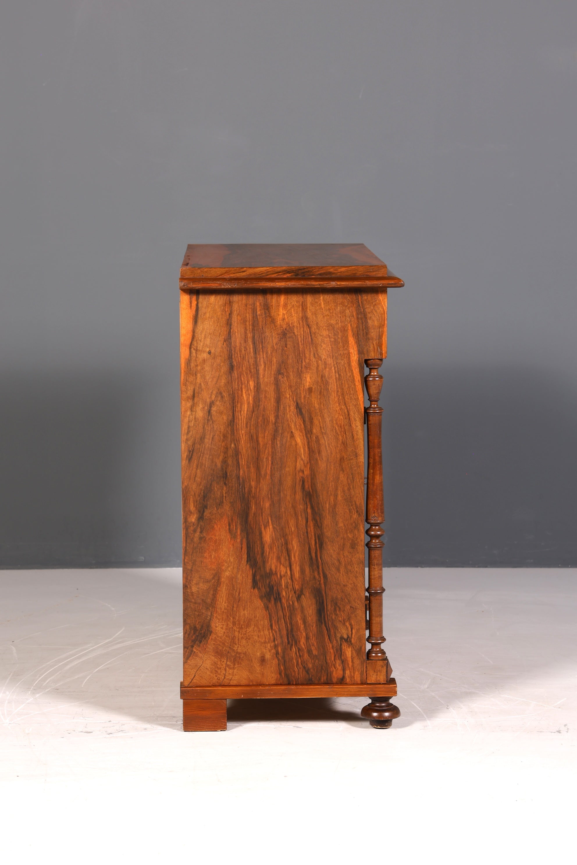 Wunderschöner Gründerzeit Schrank Louis Philippe Nussbaum Kommode um 1880