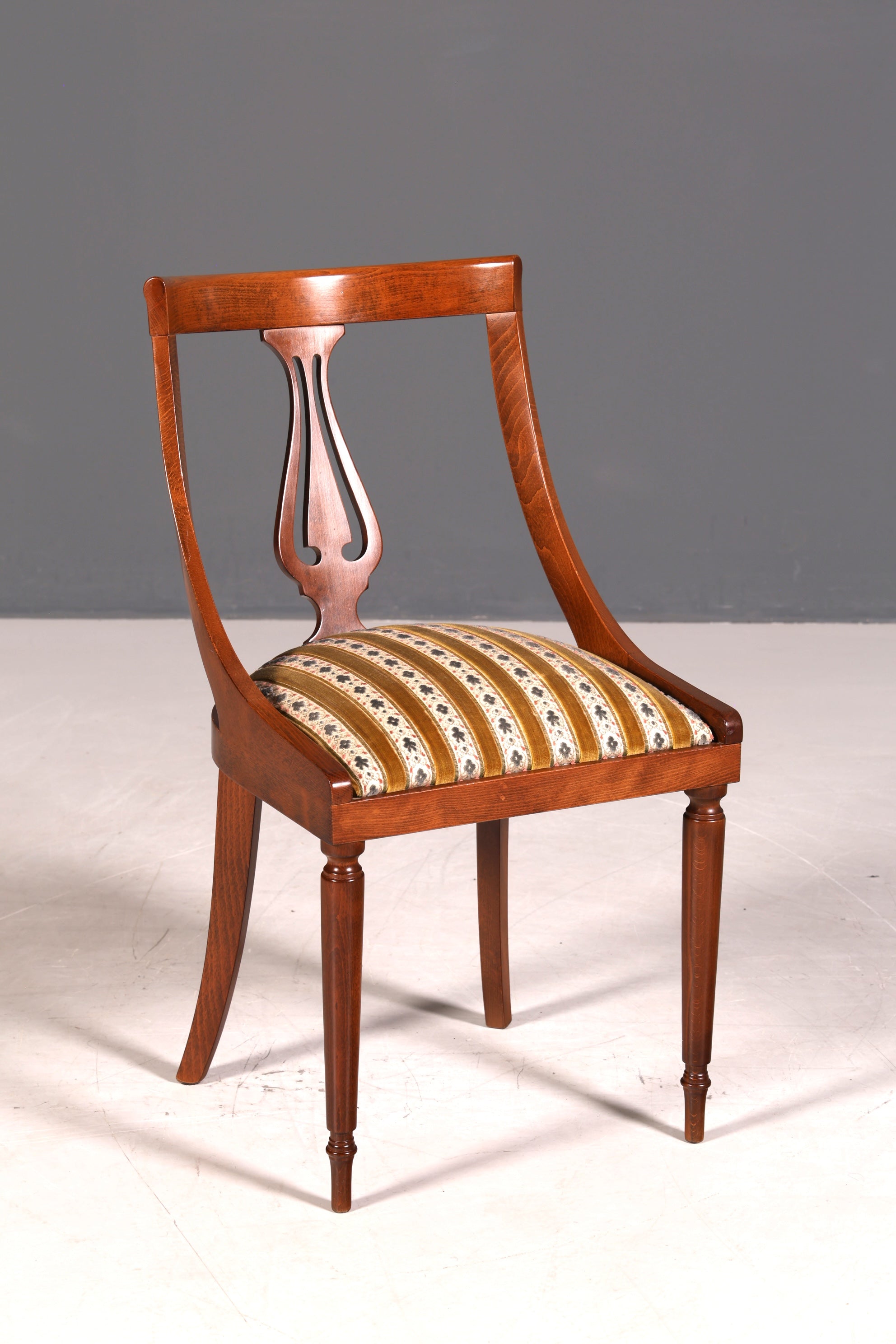 4x Edle Englische Stühle Englisch Dining Chairs Antik 60er Jahre Regency Küchenstühle Stuhlset