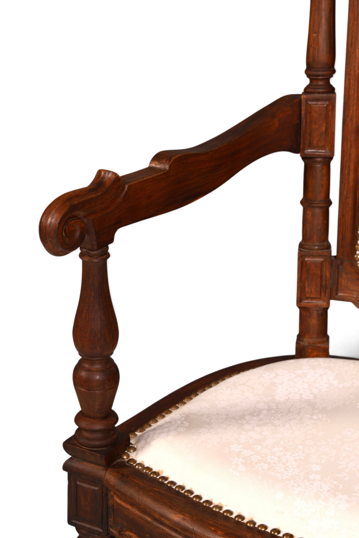 Hauptstadt Möblerei Neorenaissance Armlehnstuhl aus dunklem Holz mit geschnitzter Armlehne und gepolsterter Sitzfläche
