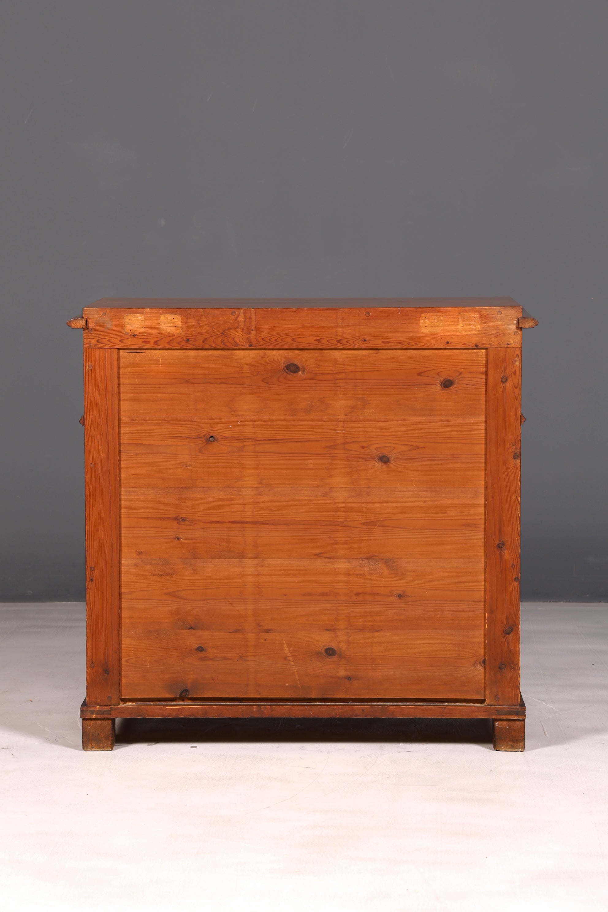 Prachtige commode uit de Gründerzeit in Louis-Philippe-stijl, antiek dressoir, ladenkast, linnenkast van massief hout
