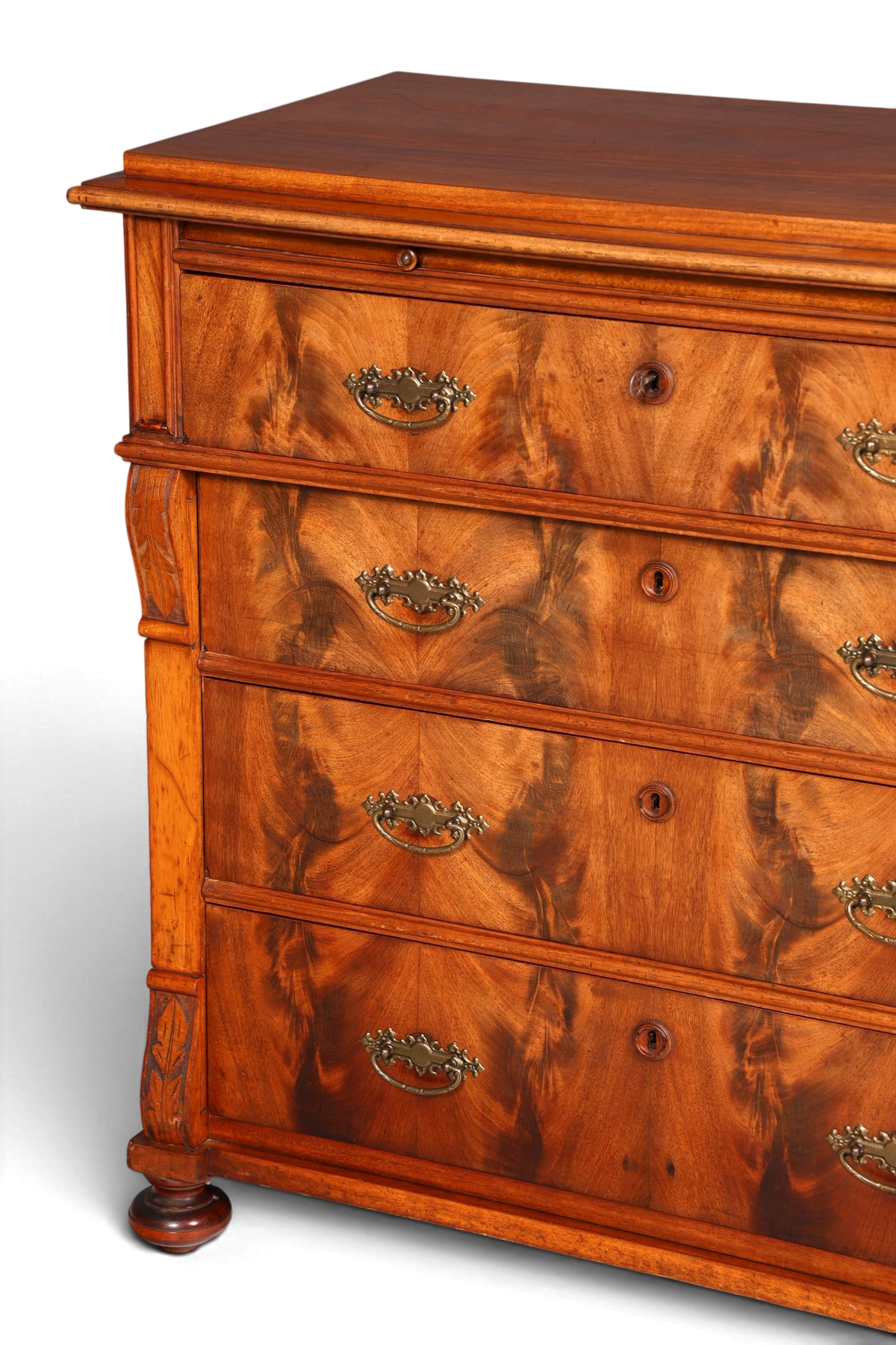 Hauptstadt Möblerei antike Gründerzeit Louis Philippe Kommode aus massivem Holz mit Schubladen und Messingbeschlägen