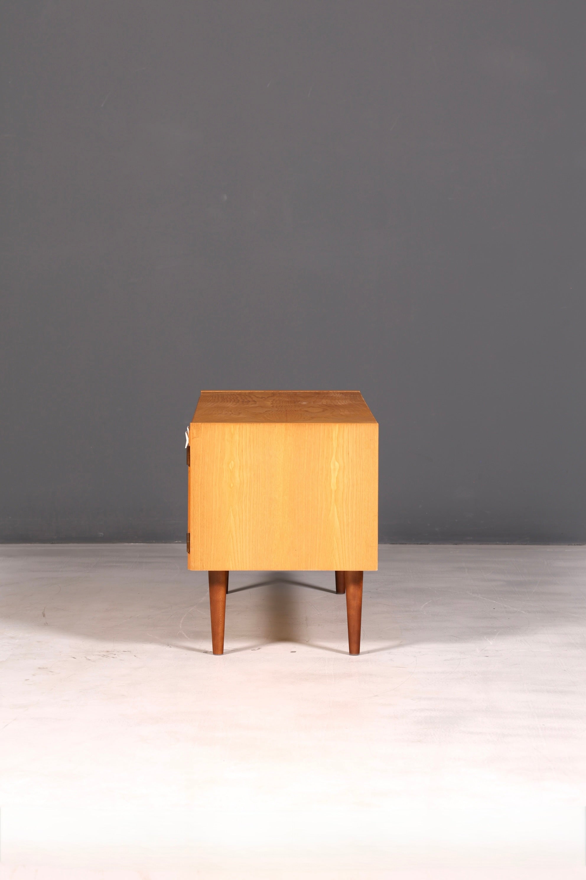 Wunderschöne Original Hellerau Mid Century Kommode Modell 427 Sideboard TV Schrank Vintage echt Holz