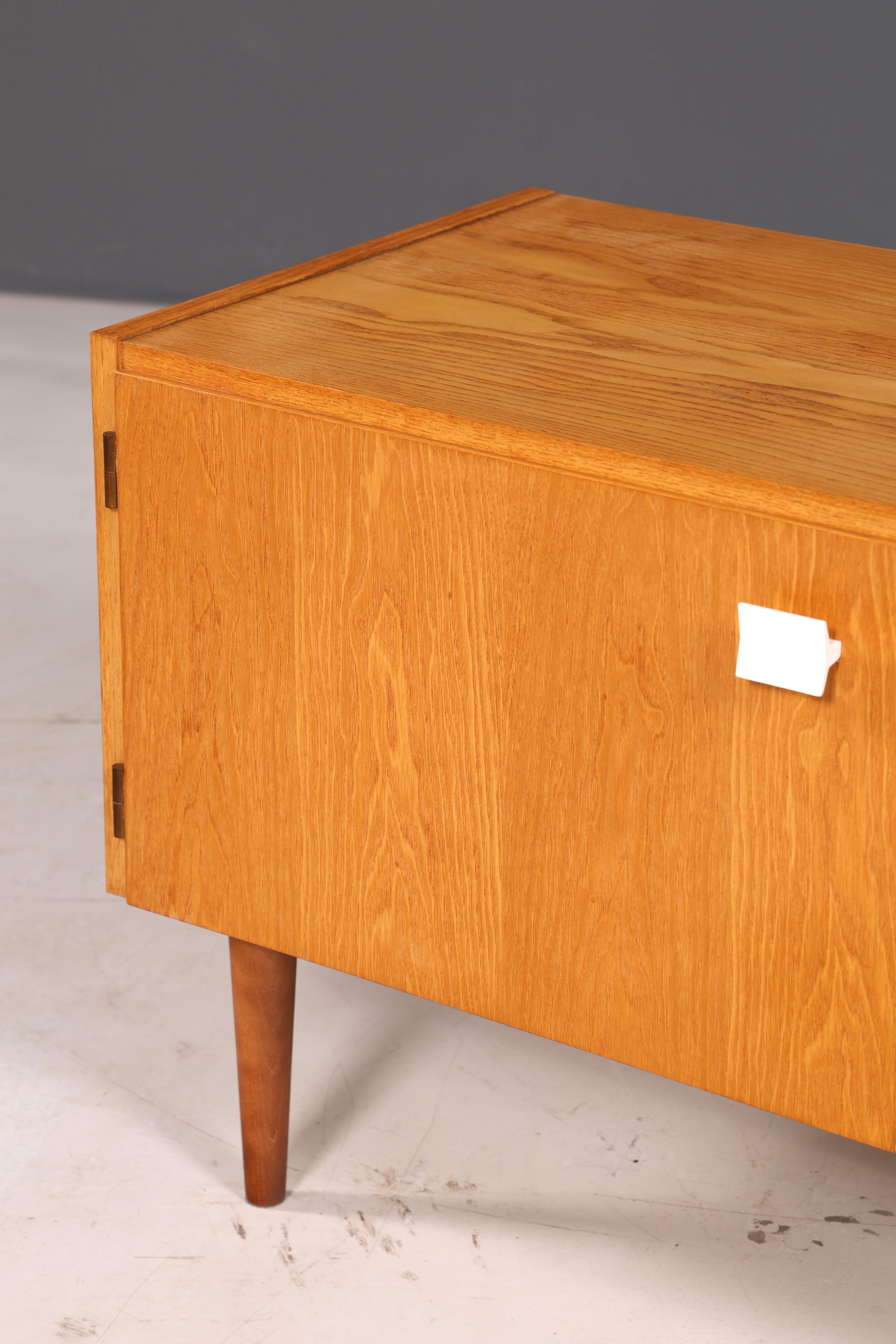 Wunderschöne Original Hellerau Mid Century Kommode Modell 427 Sideboard TV Schrank Vintage echt Holz