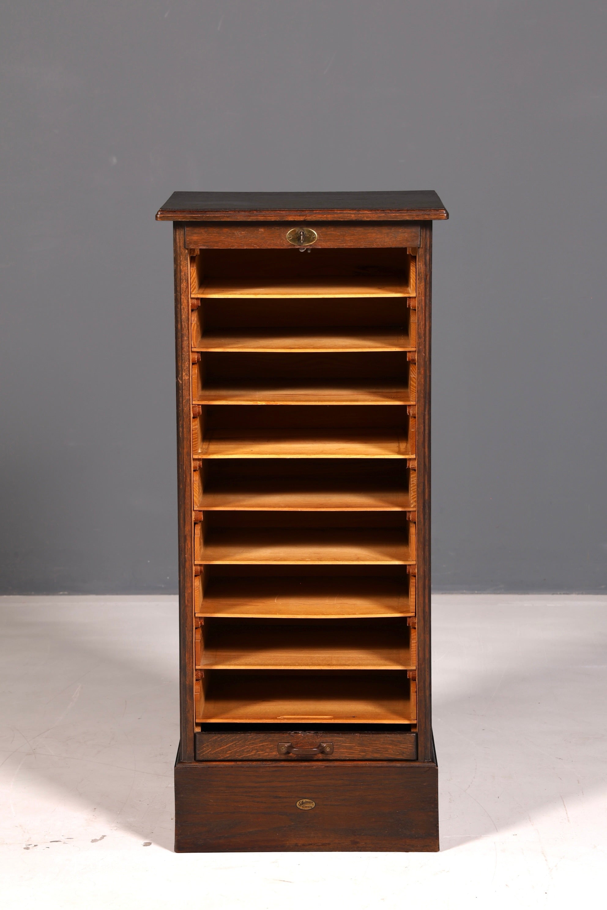 Schlichter Bauhaus Rollladenschrank Jalousieschrank Aktenschrank Art Deco Büroschrank Antik Vintage