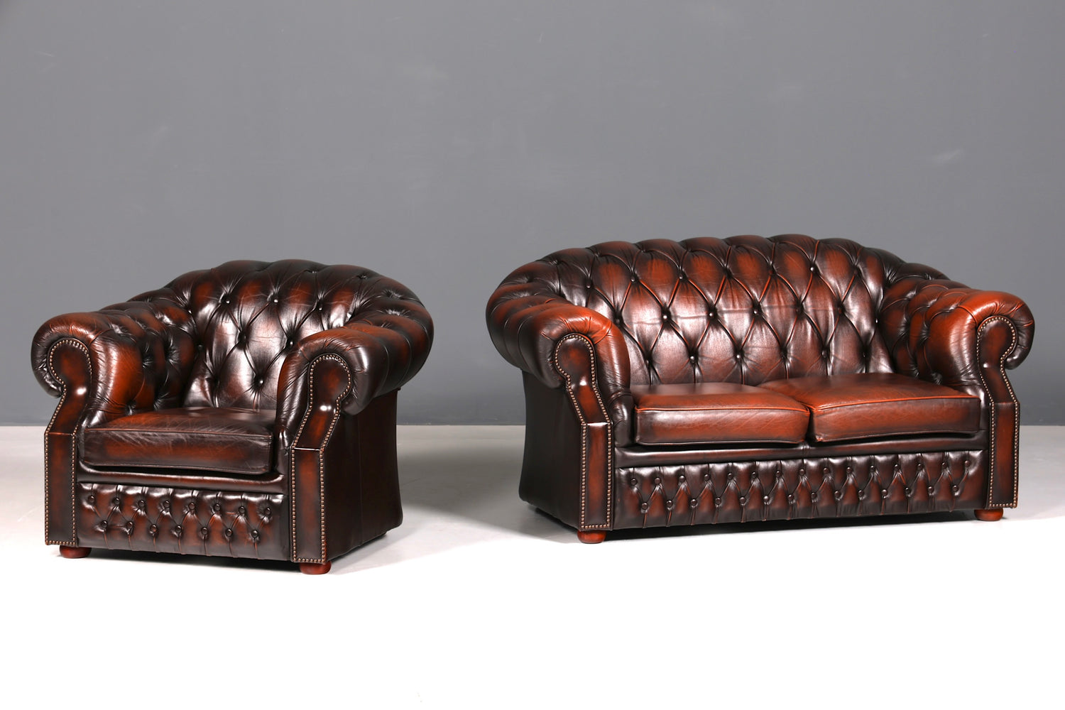 Wunderschöne Original Chesterfield Centurion 2-Sitzer Couch Englisches echt Leder Sofa UK