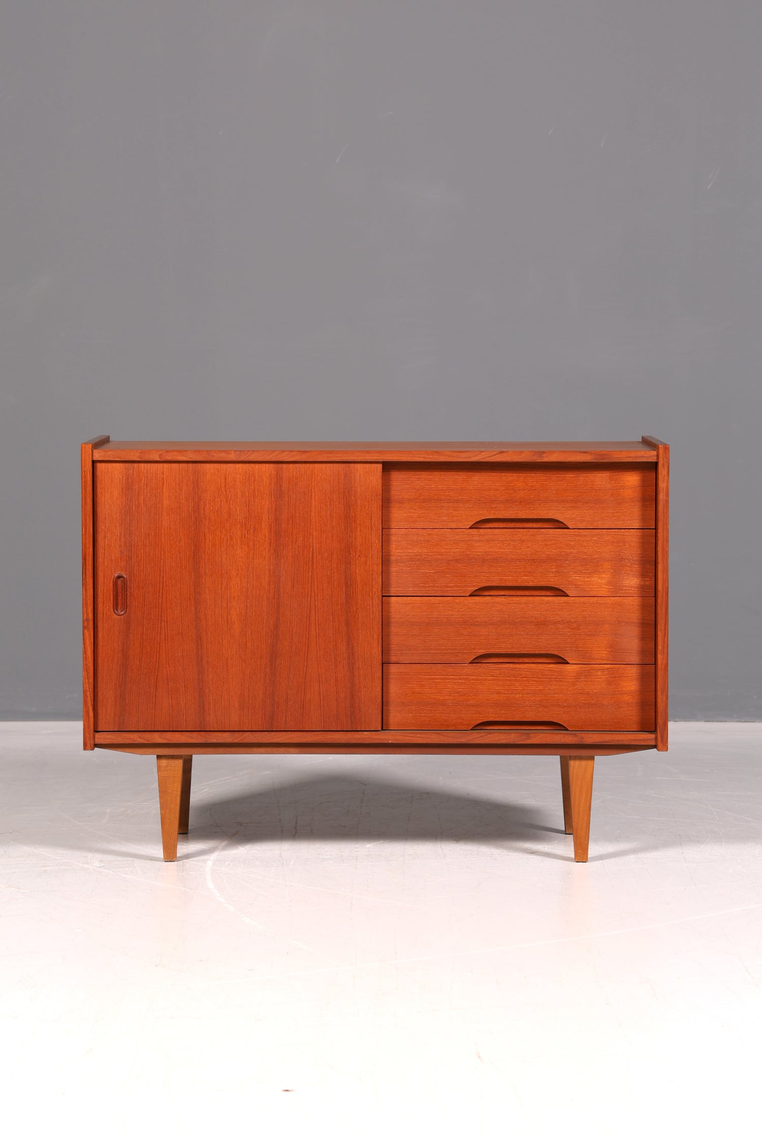 Wunderschöne Mid Century Teak Kommode Danish Design Sideboard Vintage Retro 60er