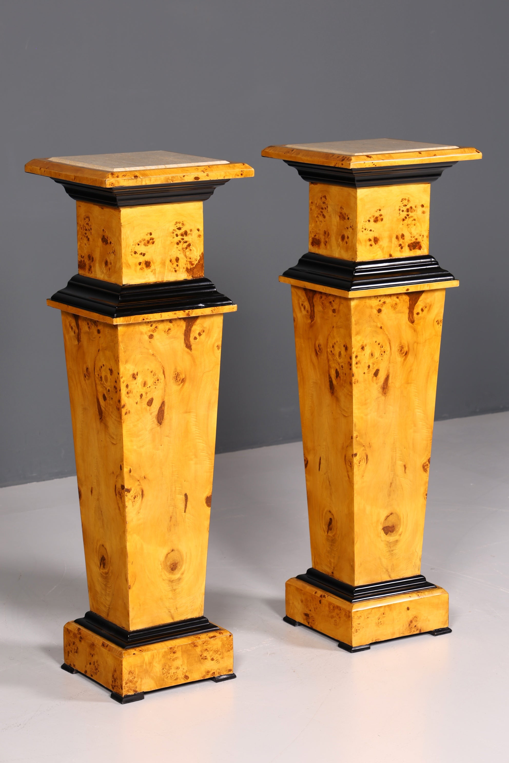 Traumhafte Biedermeier Stil Säule Blumensäule Marmor Blumentisch Ablagetisch