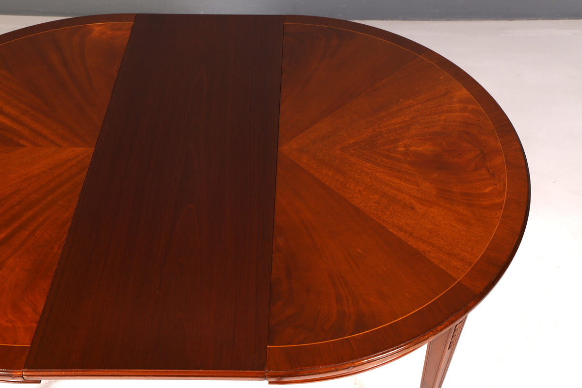 Prachtige Engelse tafel, uitschuifbare eettafel van mahonie, antiek, jaren 60, keukentafel, ovaal