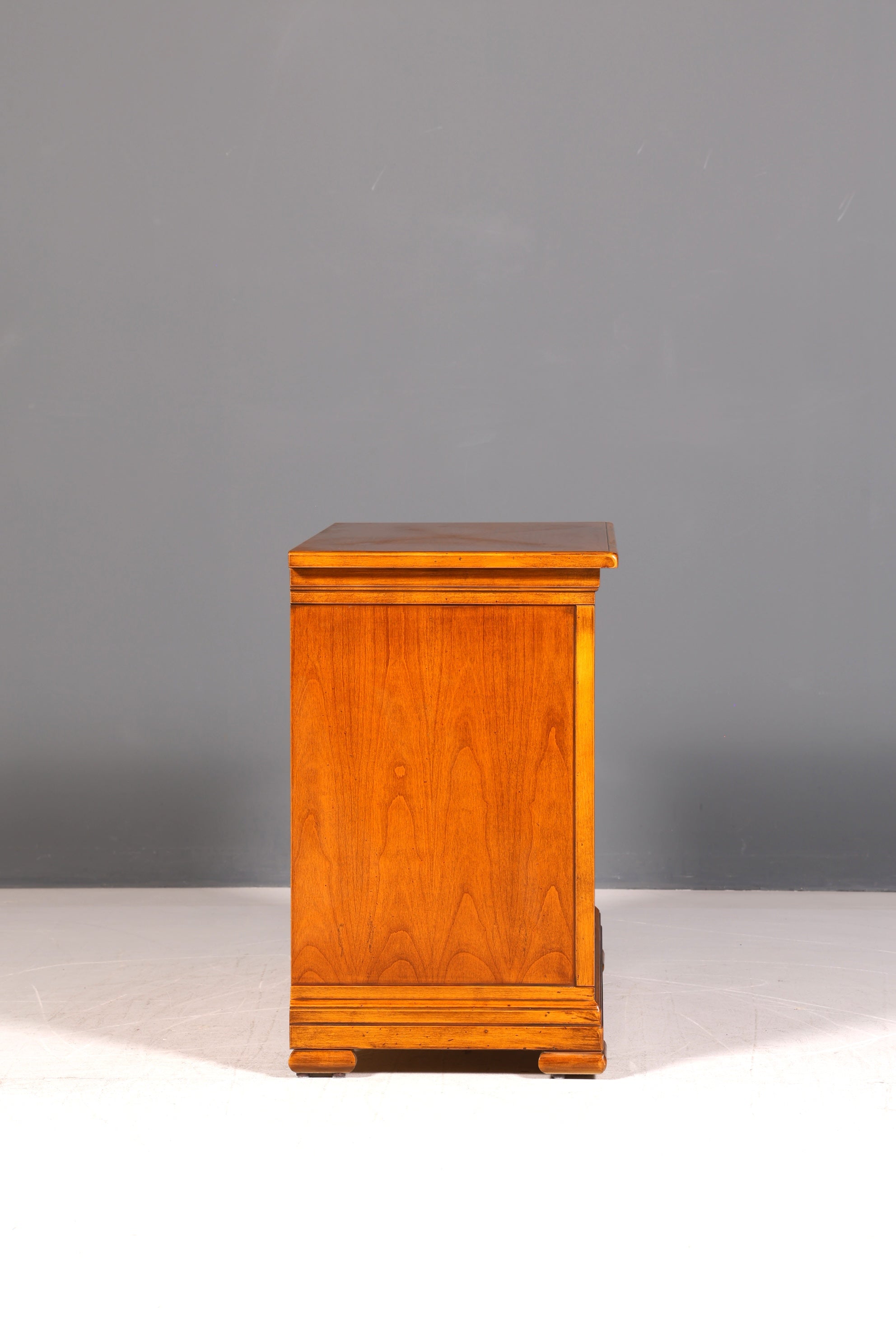 Edles Selva Regal TV-Schrank Villa Borghese Sideboard Kommode Massiv Holz Made in Italy Vintage