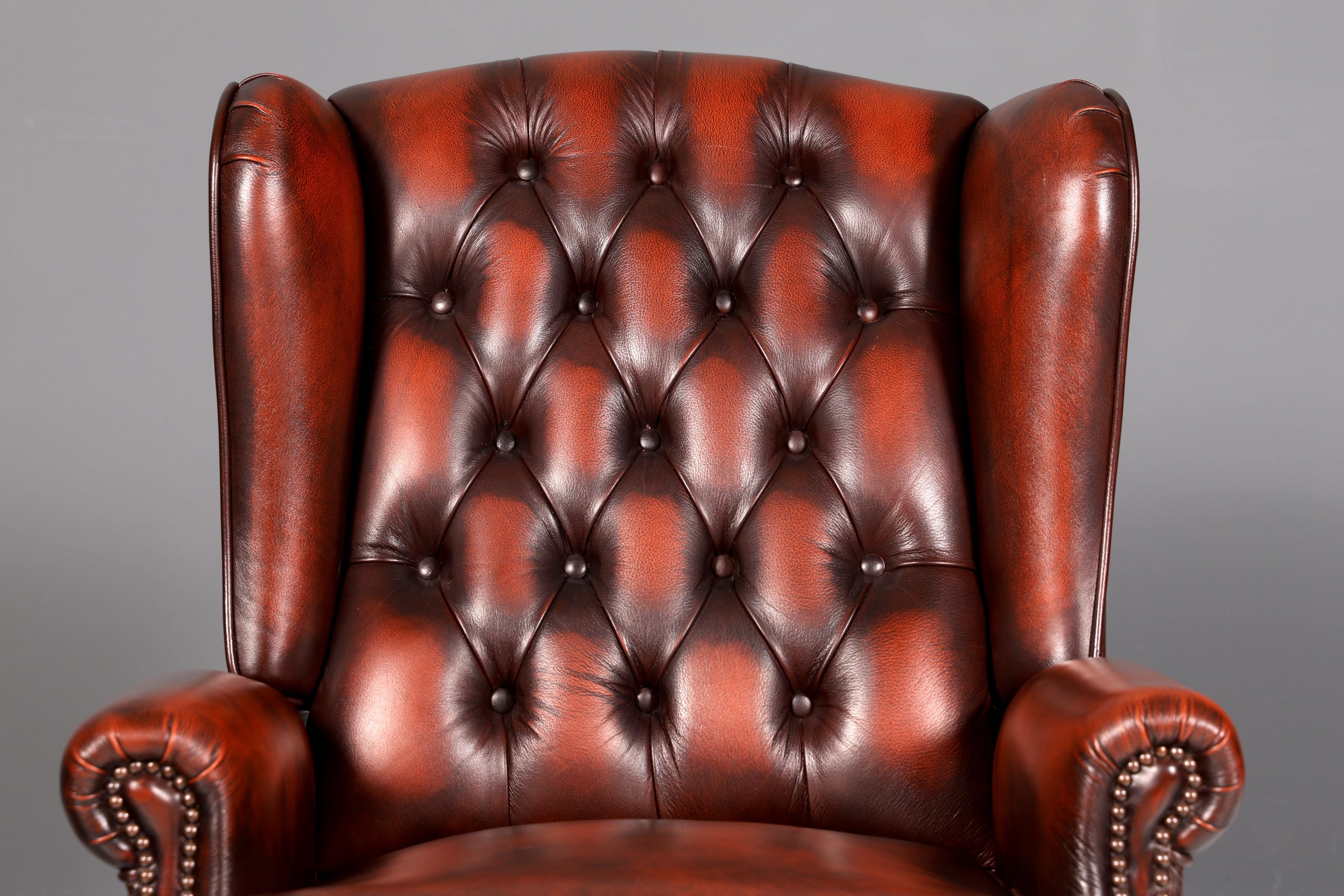 Stilvoller Original Chesterfield Queen Anne Ohrenbackensessel Englisch Echt Leder Herrensessel UK Armlehnsessel Lesesessel Vintage