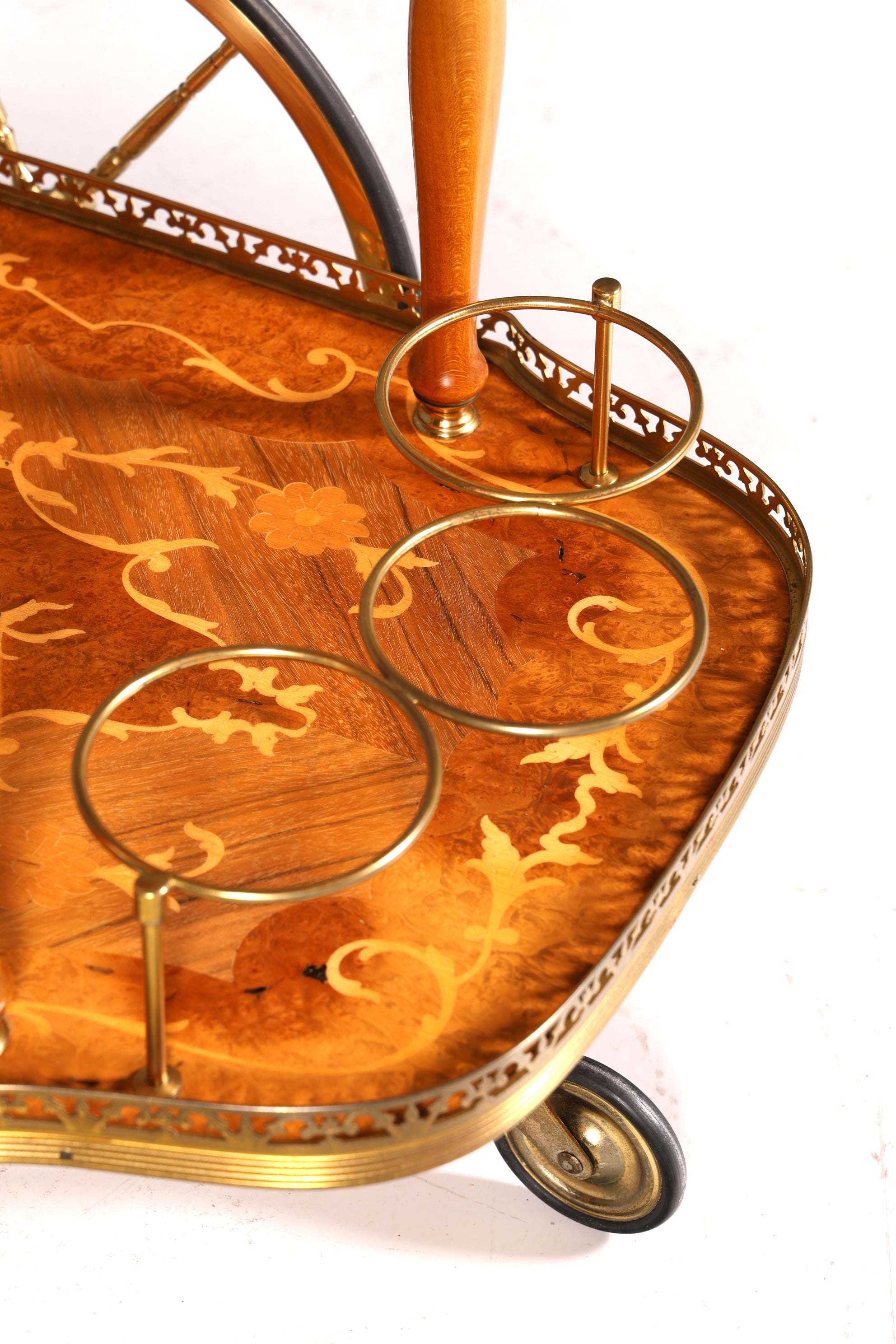 Traumhafter Servierwagen im Barock Stil Bar Wagen mit Intarsien Klapp Teewagen