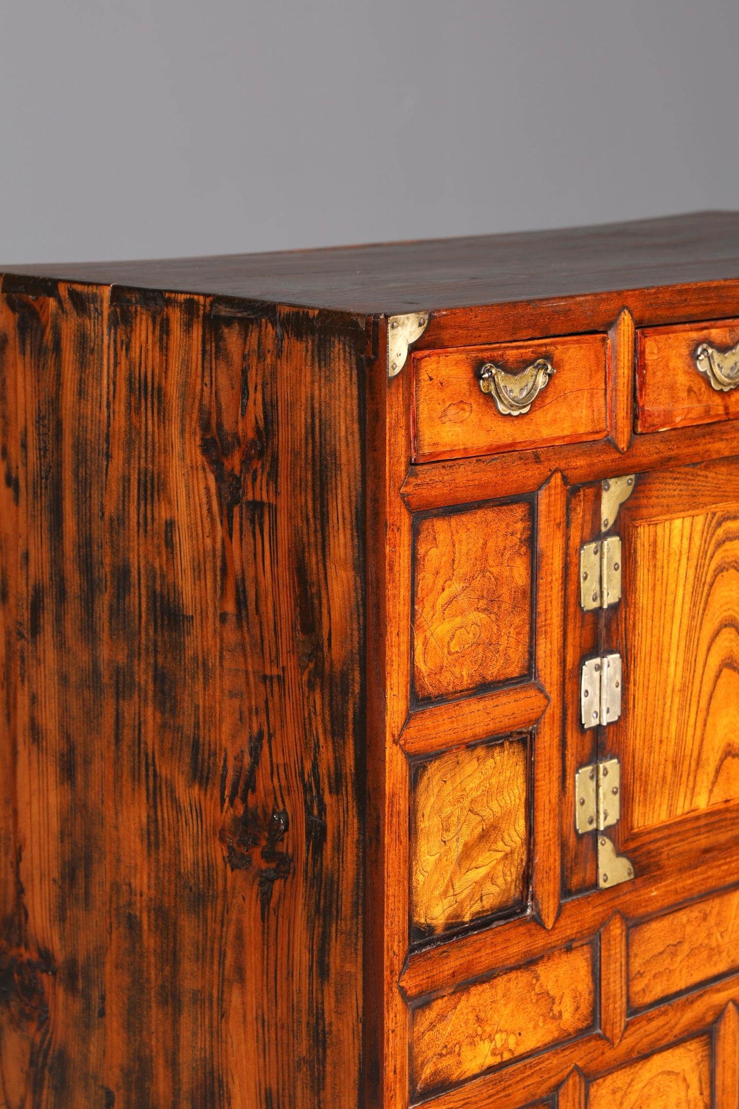 Beautiful Asian cabinet, antique chest of drawers, solid wood, genuine brass, vertiko