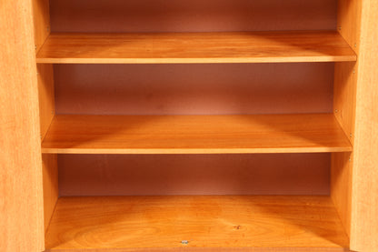 Wunderschöner Mid Century Schrank 60er Jahre Bücherregal Aktenschrank Wäscheschrank 1 von 2