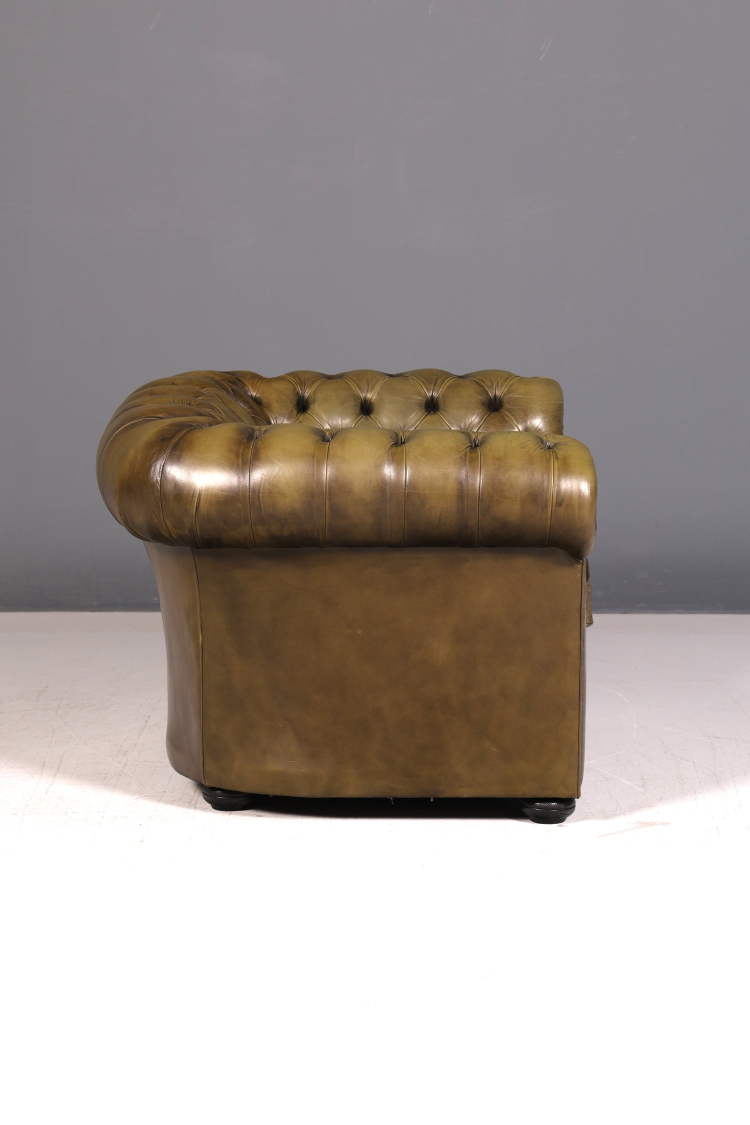 Stilvoller Original Chesterfield Sessel Grün Echt Leder Englischer Armlehnsessel Herrensessel Clubsessel UK Vintage