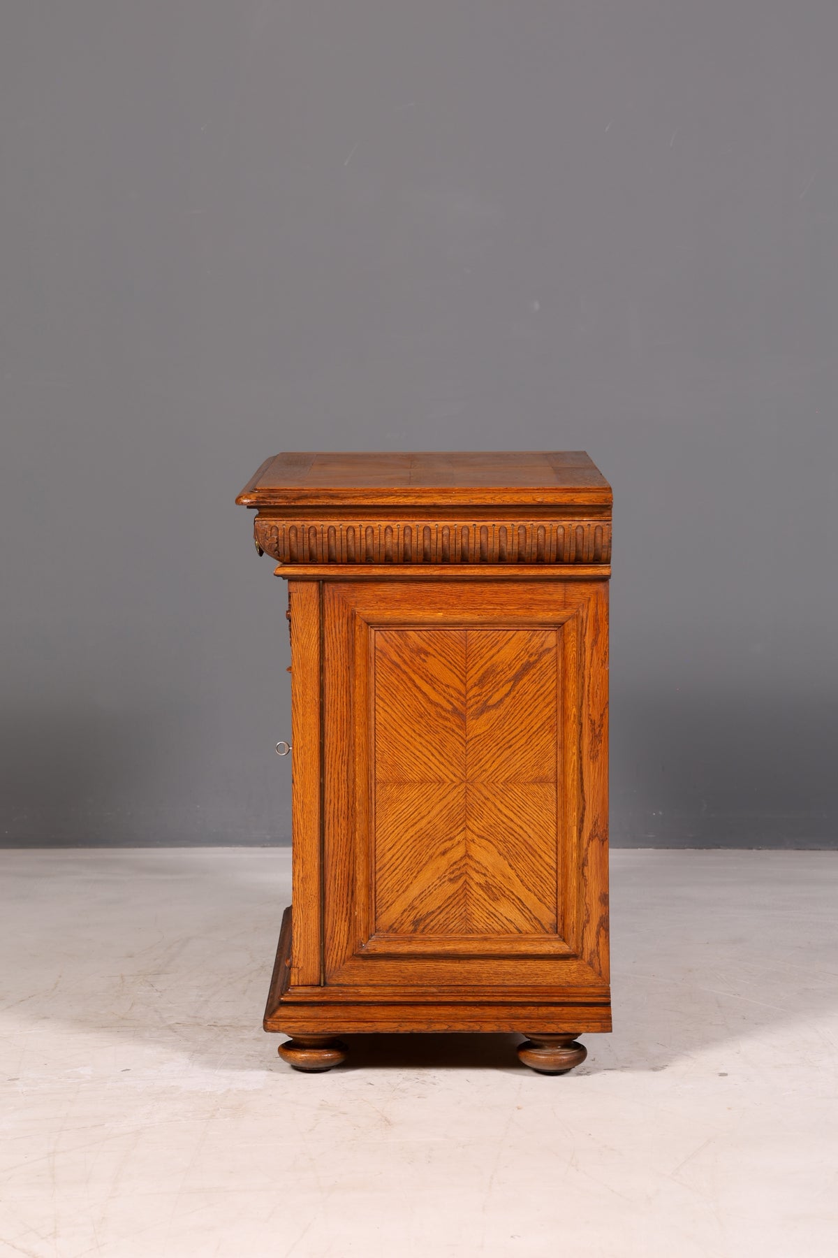 Droomachtige Gründerzeit-kast, antiek dressoir, commode, Louis Philippe, wandtafel, vertiko