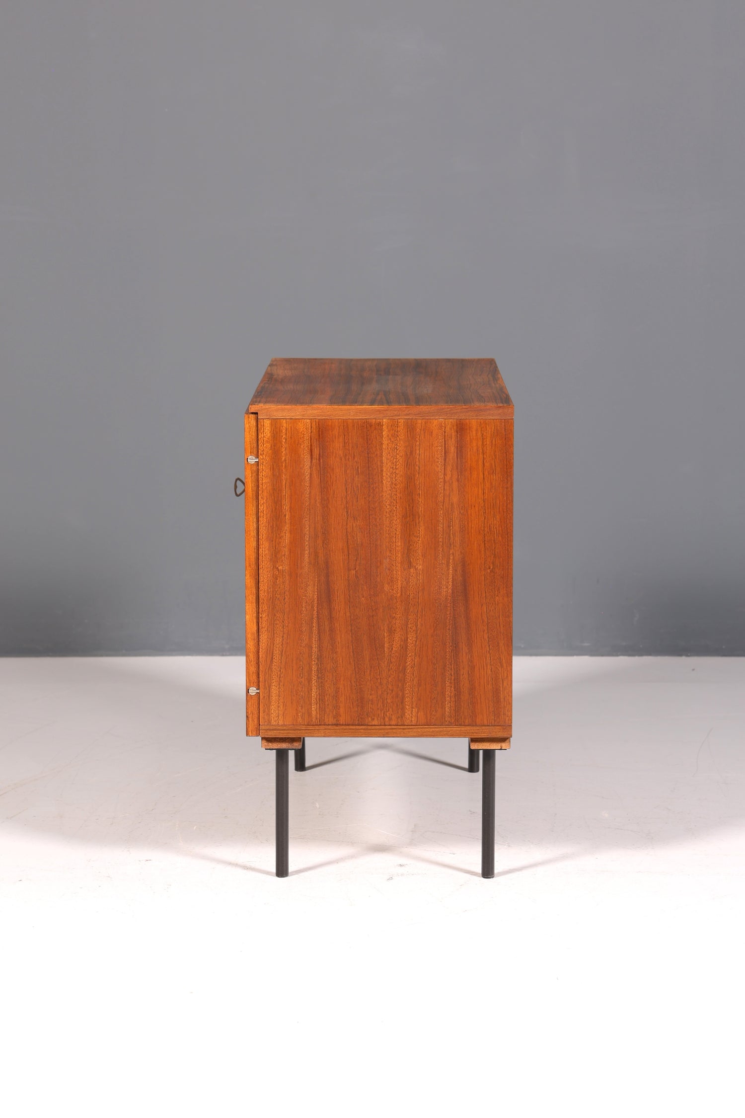 Wunderschöne Mid Century Kommode Danish Design Schrank Flurkommode TV Kommode