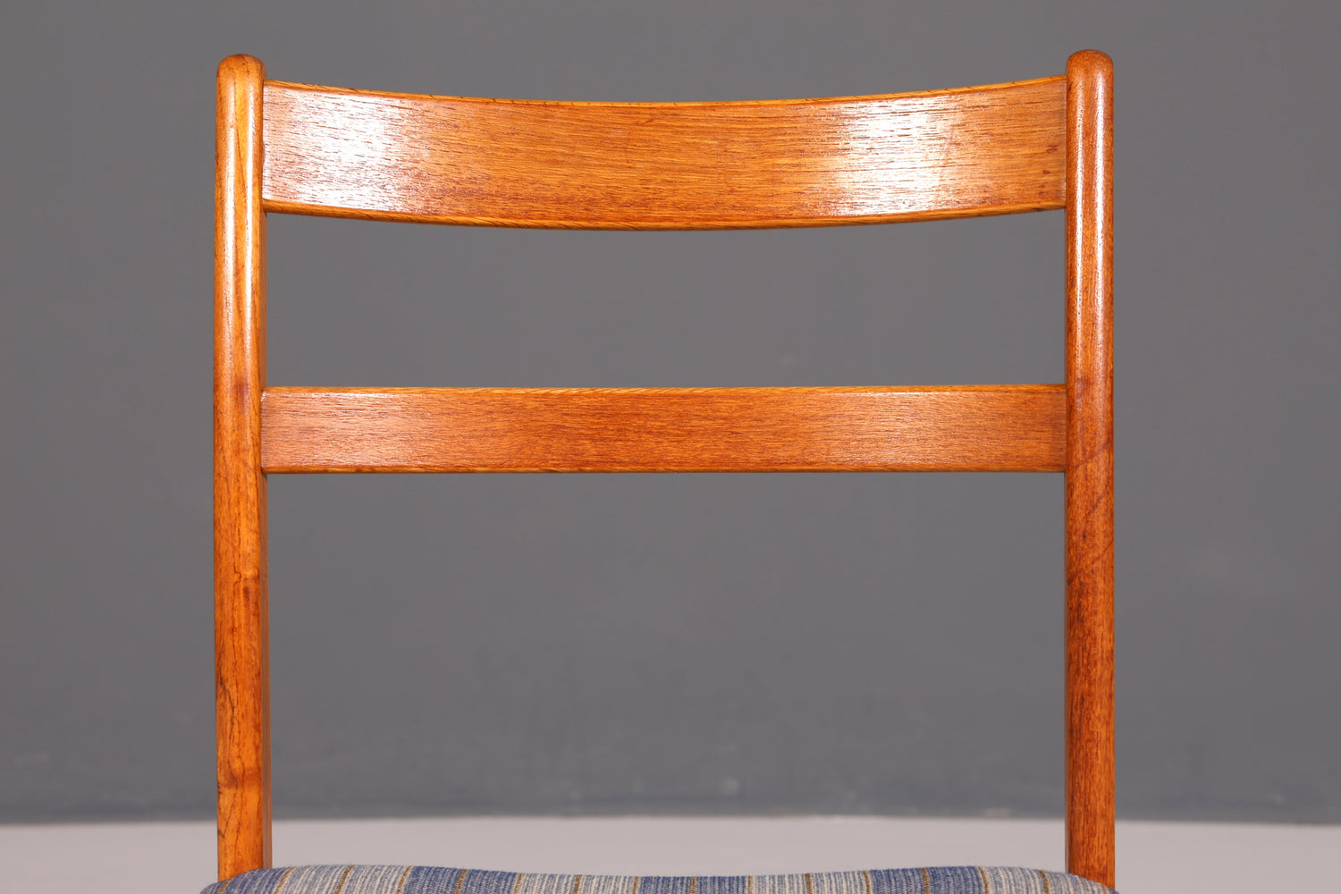 G403 Finish cm 4x Mid Century Teak Holz Stühle Made in Denmark Retro Stuhlset Danish Design Küchenstühle (Kopie)