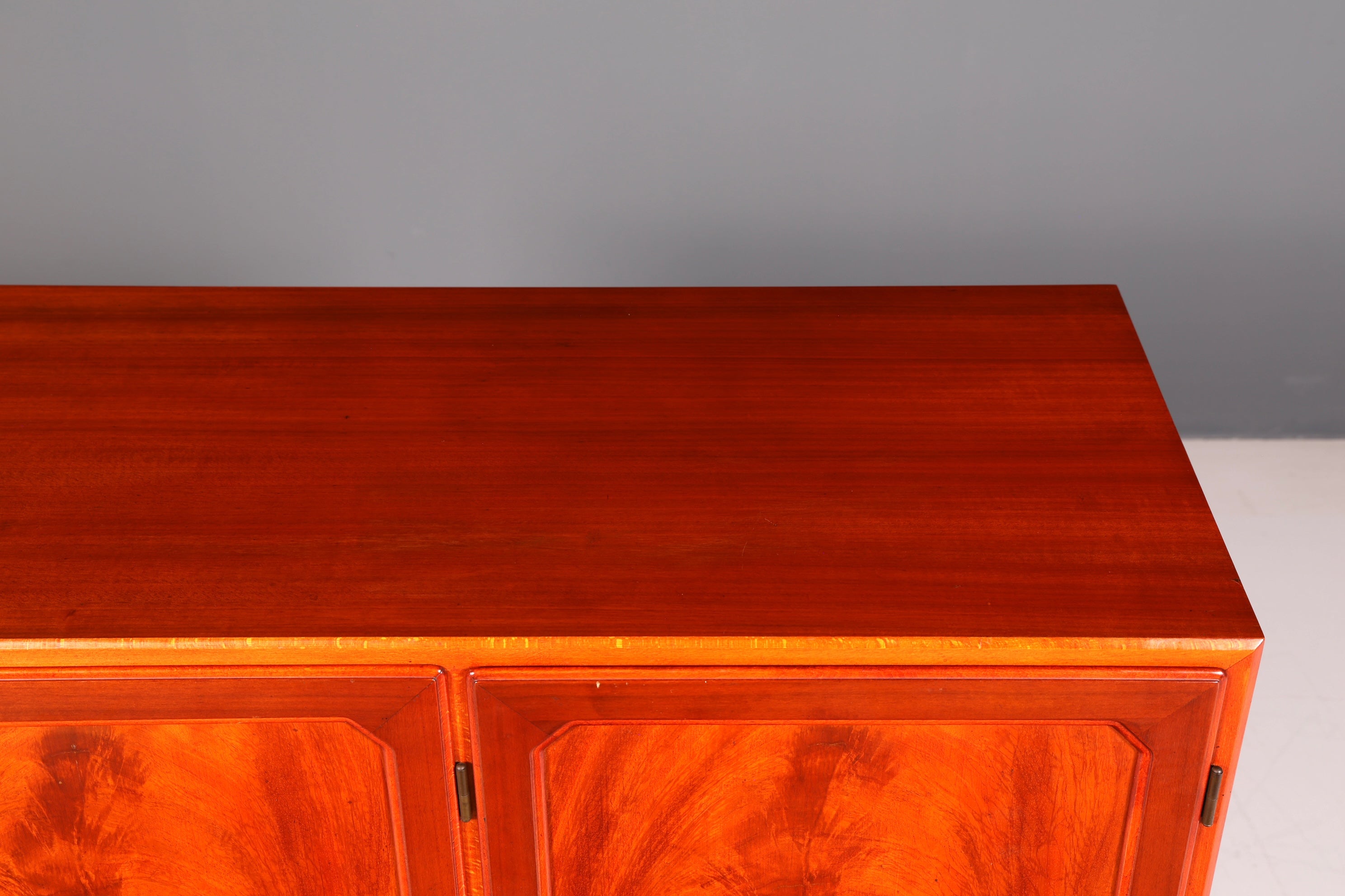 Wunderschöner Mid Century Schrank Highboard Vintage Wäscheschrank Aktenschrank Kommode 60er Massiv Holz Retro Skandinavisch