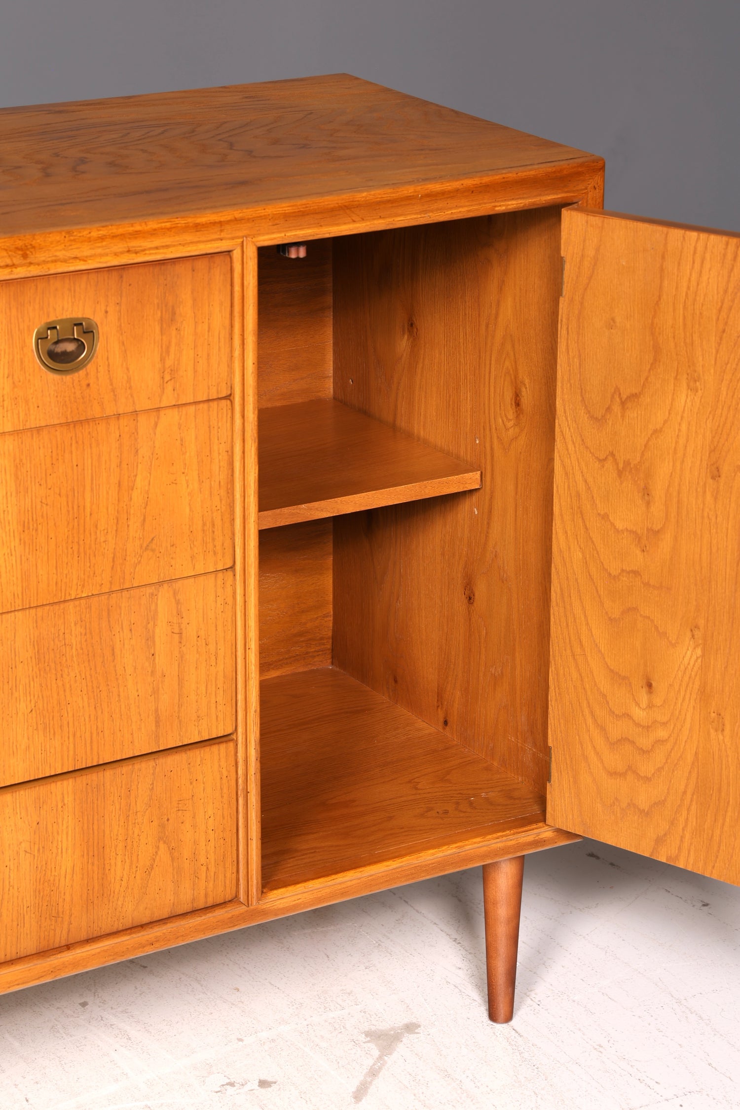 Stilvolles Drexel Heritage Sideboard USA Antik Stil Kommode Art Deco Schubladenkommode Massiv Echt Holz Vintage Wäschekommode