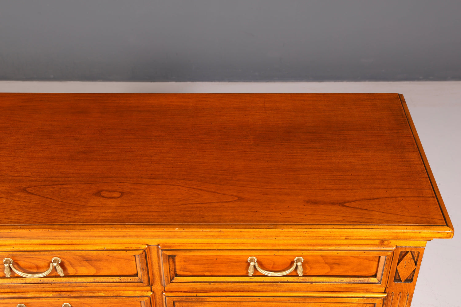 Wunderschönes Original Selva Sideboard Antik Stil Villa Borghese Schrank Kommode Buffet Anrichte