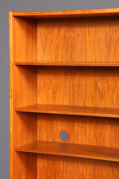 Schlichtes Mid Century Regal Echt Holz Bücherregal Vintage Standregal Retro 60er Schrank Buchregal Danish Wohnzimmer
