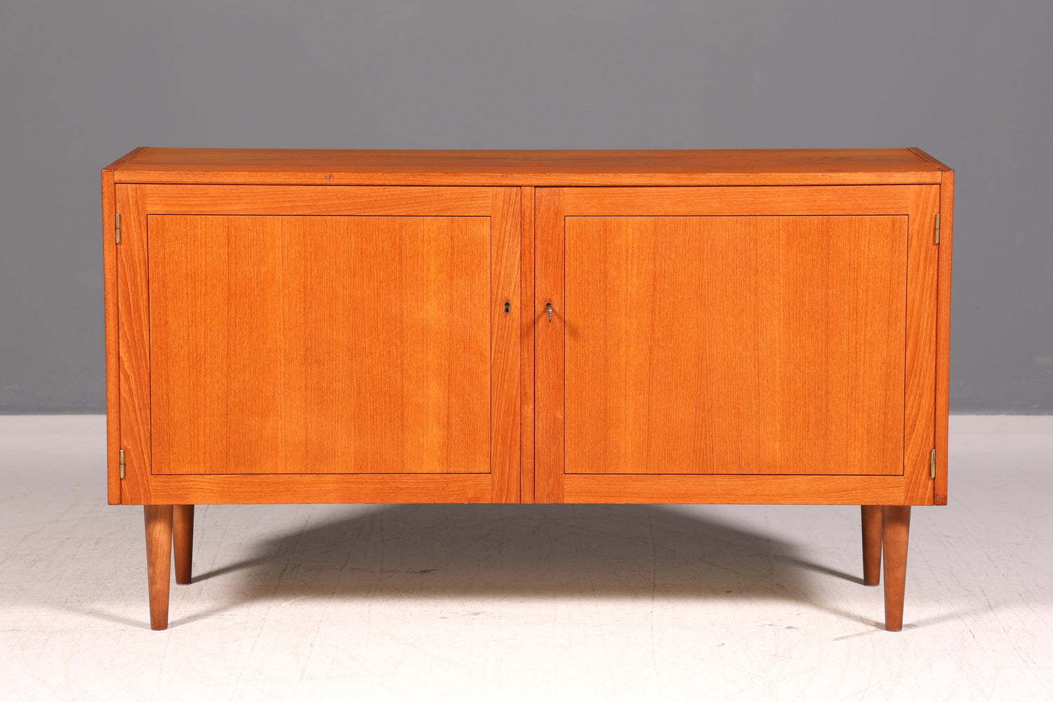 Wunderschönes Mid Century Sideboard Teak Holz Vintage Schrank Retro 60er Anrichte Danish Design TV Schrank