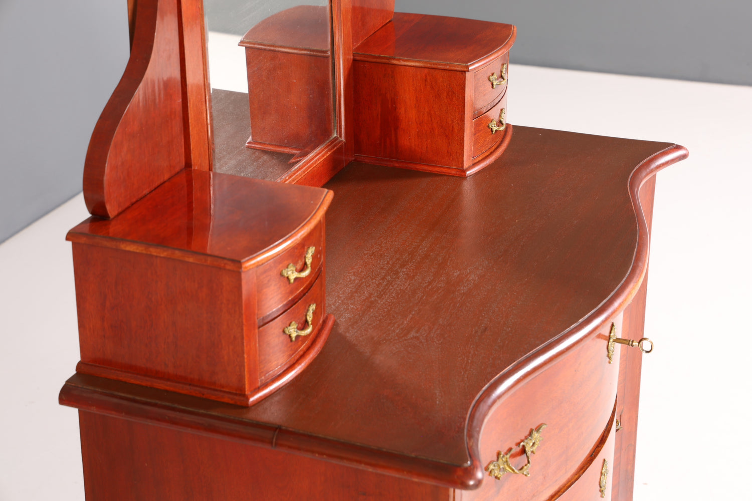 Wunderschöne Englische Kommode mit Spiegelaufsatz Barock Stil Frisierkommode Holz Schrank Flurschrank