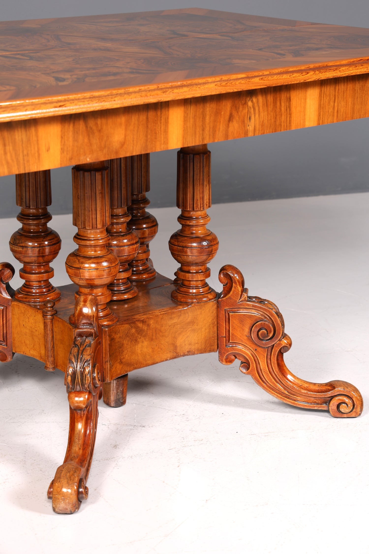 Traumhafter XXL Gründerzeit Tisch Kulissentisch ausziehbarer Louis Philippe Esstisch Wurzelholz Antik